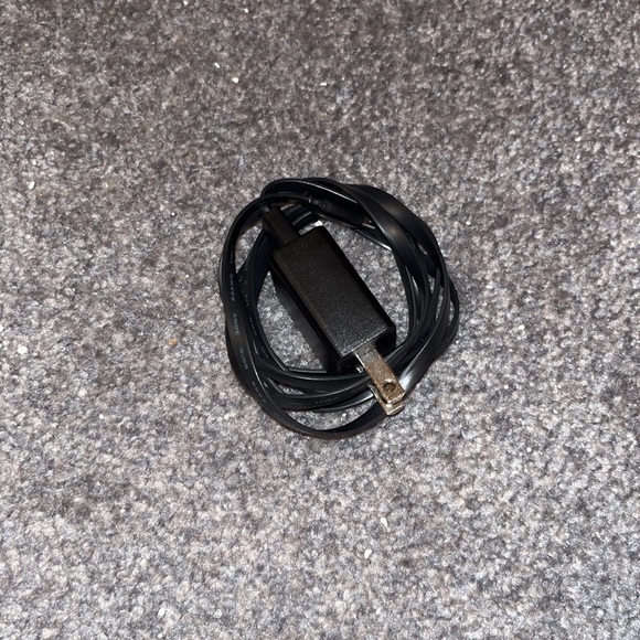 UV gel lamp - Picture 3 of 3